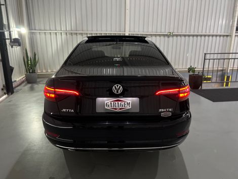 VolksWagen JETTA Comfort. 250 TSI 1.4 Flex 16v Aut.