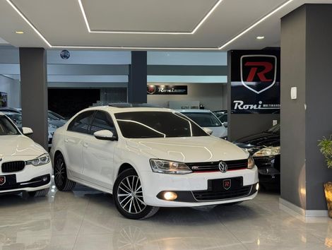 VolksWagen JETTA Highline 2.0 TSI 16V 4p Tiptronic