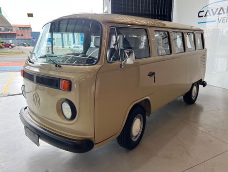 VolksWagen Kombi Standard/ Luxo/ Série Prata