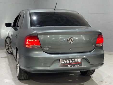 VolksWagen VOYAGE TREND 1.6 Mi Total Flex 8V 4p