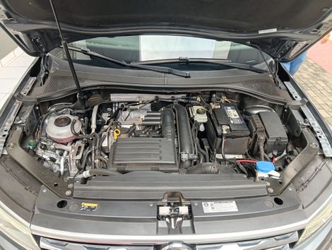 VolksWagen TIGUAN Allspac Comf 250 TSI 1.4 Flex