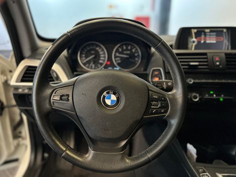 BMW 116iA 1.6 TB 16V 136cv 5p