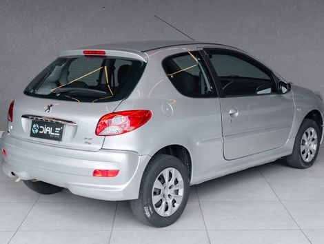 Peugeot 207 XR 1.4 Flex 8V 3p