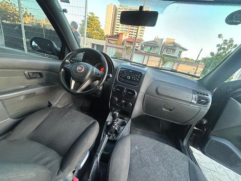 Fiat Strada Freedom 1.4 Flex 8V CD