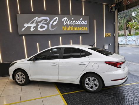 Hyundai HB20S Comfort Plus 1.0 Flex 12V Mec.
