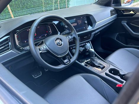 VolksWagen JETTA R-Line 250 TSI 1.4 Flex 16V Aut.