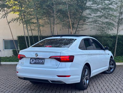 VolksWagen JETTA R-Line 250 TSI 1.4 Flex 16V Aut.
