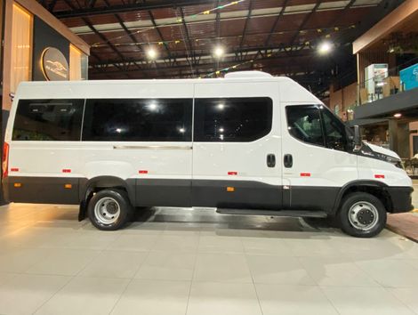 IVECO DAILY Minibus 50-180 Turismo(Diesel)(E6)