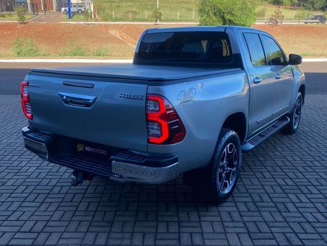 Toyota Hilux CD SR 4x4 2.8 TDI Diesel Aut.