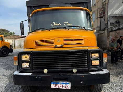  Mercedes-Benz L1113 Trucado - Boiadeira