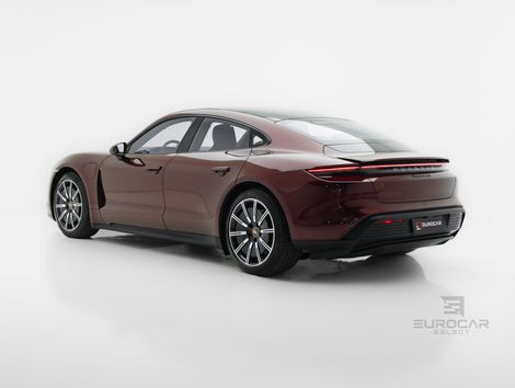 Porsche Taycan 4S (Elétrico)