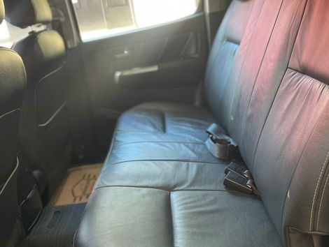 Toyota Hilux CD SRV D4-D 4x4 3.0 TDI Diesel Aut