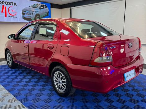 Toyota ETIOS XS Sedan1.5 Flex 16V 4p Mec.