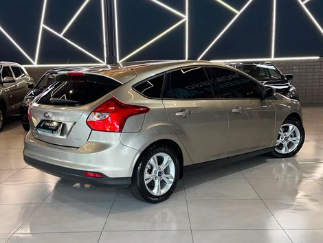 Ford Focus 2.0 16V/SE/SE Plus Flex 5p Aut.