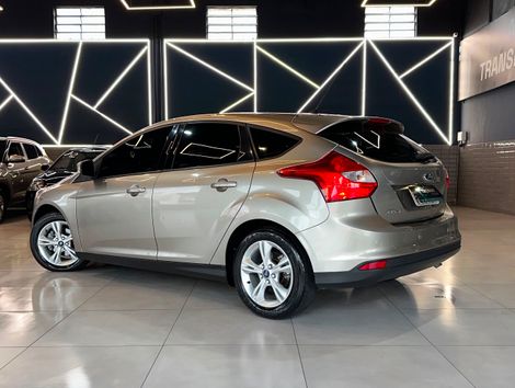 Ford Focus 2.0 16V/SE/SE Plus Flex 5p Aut.