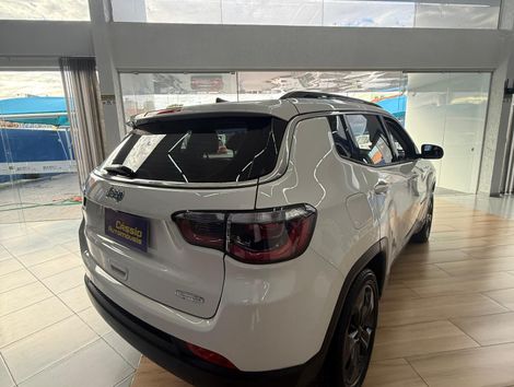 Jeep COMPASS LONGITUDE 2.0 4x2 Flex 16V Aut.