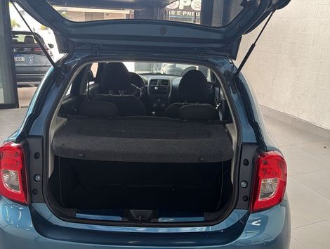 Nissan MARCH 1.0 12V Flex 5p