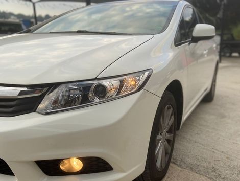 Honda Civic Sedan LXS 1.8/1.8 Flex 16V Aut. 4p