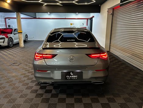 Mercedes CLA-250 2.0 16V TB Aut.