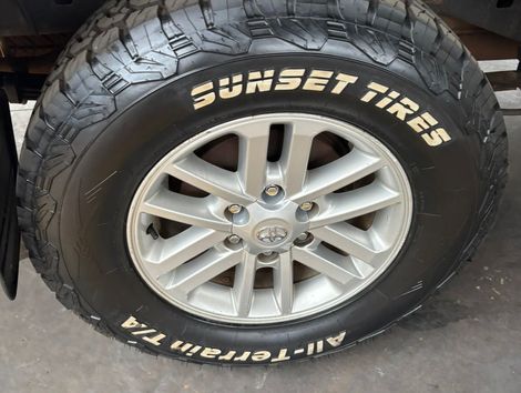 Toyota Hilux CD SRV D4-D 4x4 3.0 TDI Diesel Aut