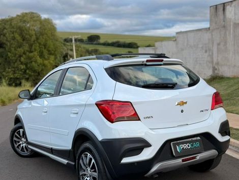 Chevrolet ONIX HATCH ACTIV 1.4 8V Flex 5p Mec.