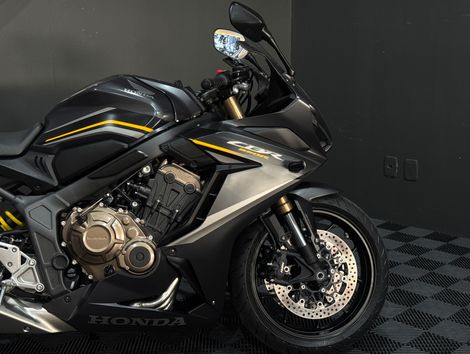HONDA CBR 650 R