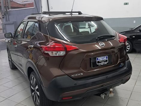 Nissan KICKS SL 1.6 16V FlexStar 5p Aut.