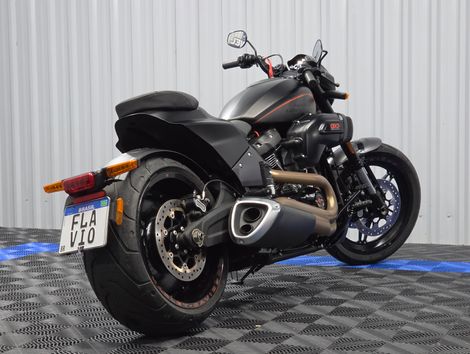 Harley SOFTAIL FXDR