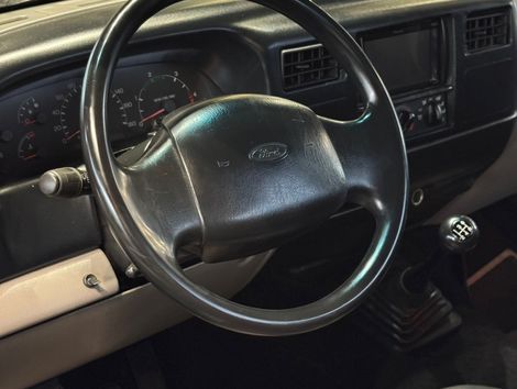 Ford F-250 XL 4.2 Turbo Diesel