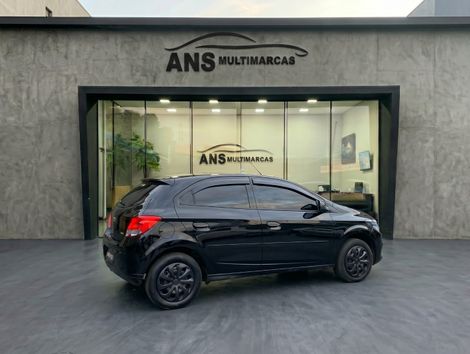 Chevrolet ONIX HATCH LT 1.0 8V FlexPower 5p Mec.