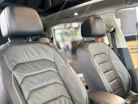 VolksWagen TIGUAN Allspac Comf 250 TSI 1.4 Flex