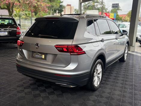 VolksWagen TIGUAN Allspac Comf 250 TSI 1.4 Flex