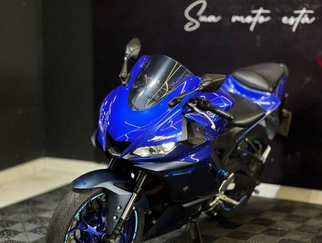 YAMAHA YZF R-3 321/ABS