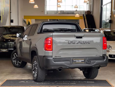 RAM RAMPAGE REBEL IGNIT. 2.0 TB CD 4X4 Aut.