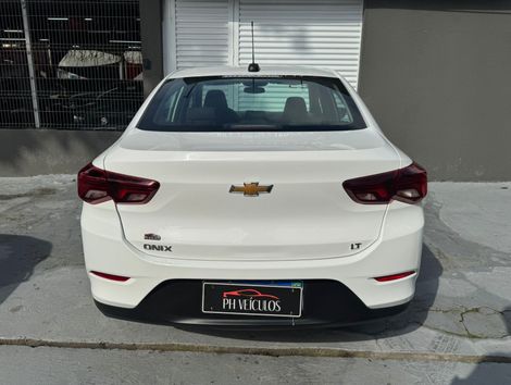 Chevrolet ONIX SEDAN Plus LT 1.0 12V Flex 4p Mec.
