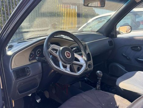 Fiat Palio ELX 1.0 mpi Fire 16v 4p (25 anos)