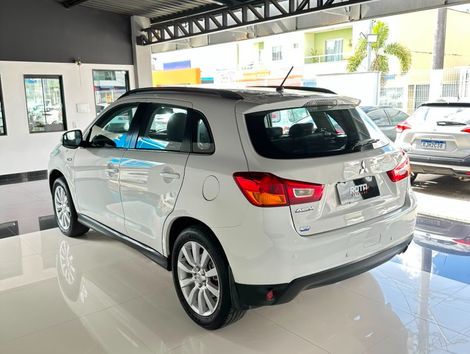 Mitsubishi ASX 2.0 16V 4x4 160cv Aut.