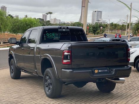 RAM 2500 LARAM. 6.7 NIGHT ED. TB CD 4x4 Die.