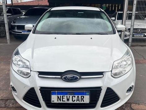 Ford Focus Hatch S 1.6 16V TiVCT PowerShift