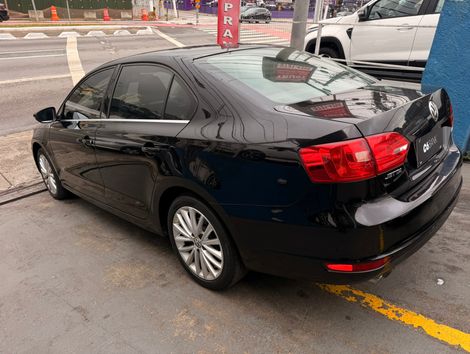 VolksWagen JETTA Highline 2.0 TSI 16V 4p Tiptronic