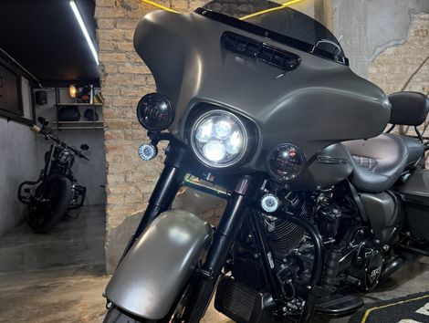 Harley STREET GLIDE SPECIAL FLHXS