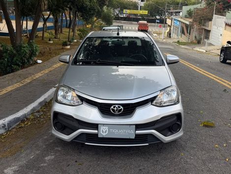 Toyota ETIOS XS Sedan1.5 Flex 16V 4p Mec.