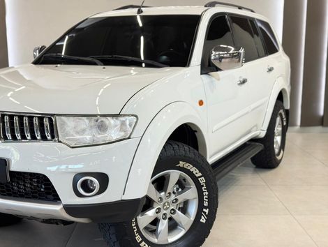 Mitsubishi Pajero DAKAR/HPE 3.5 4x4 Flex 5p Aut.