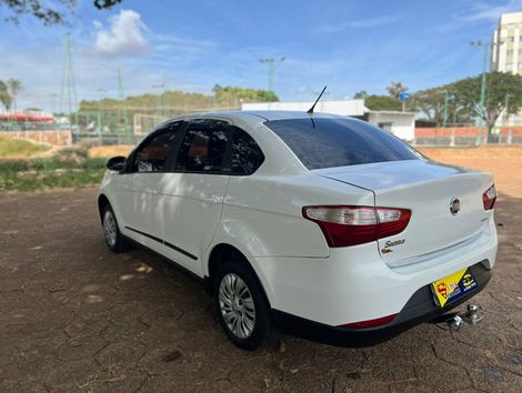 Fiat Grand Siena ATTRACTIVE 1.0 Flex 8V 4p