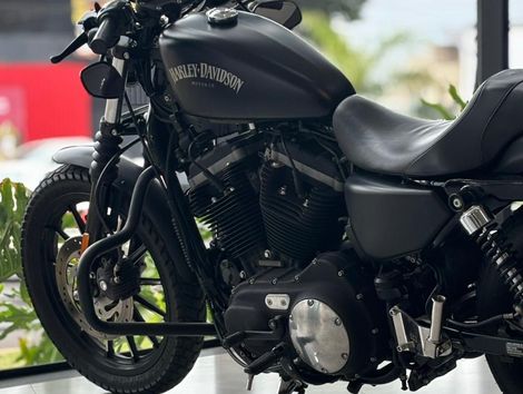 Harley XL 883N IRON