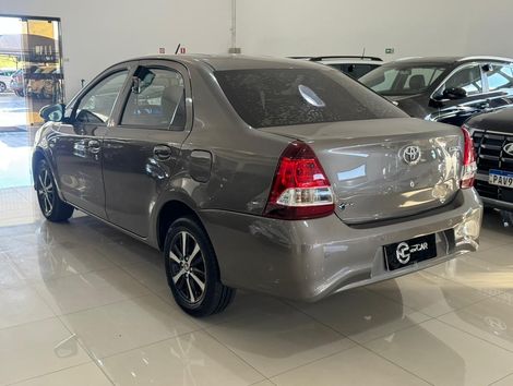 Toyota ETIOS X Sedan 1.5 Flex 16V 4p Mec.
