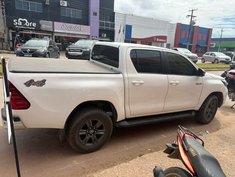 Toyota Hilux CD SR 4x4 2.8 TDI Diesel Aut.