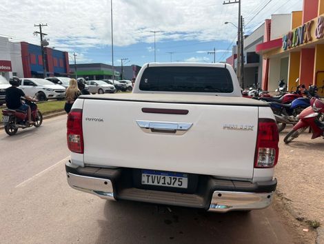 Toyota Hilux CD SR 4x4 2.8 TDI Diesel Aut.