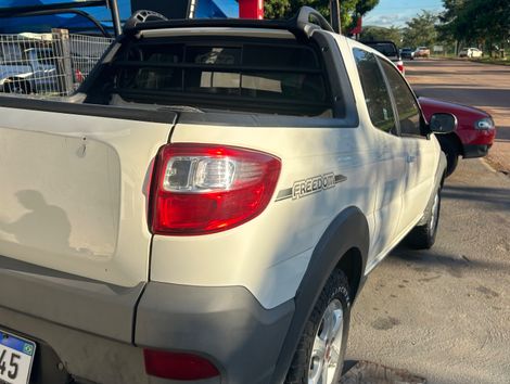 Fiat Strada Freedom 1.4 Flex 8V CD