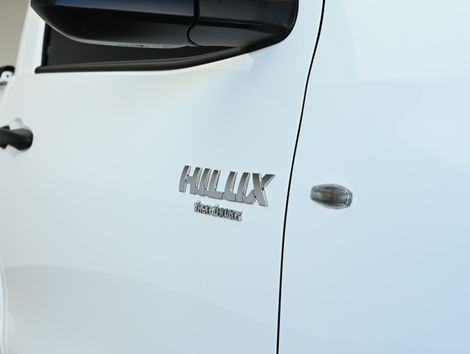 Toyota Hilux CS 4x4 2.8 TDI Diesel Mec.